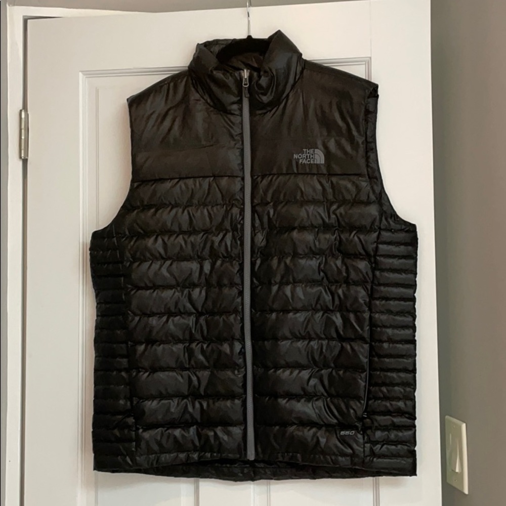 Men’s North Face Vest 550 new